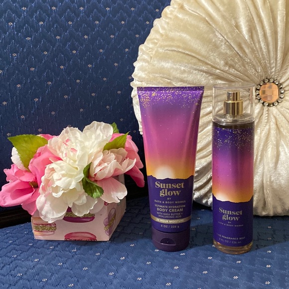 Bath & Body Works Other - BATH & BODY WORKS SET. . . SUNSET GLOW SCENT